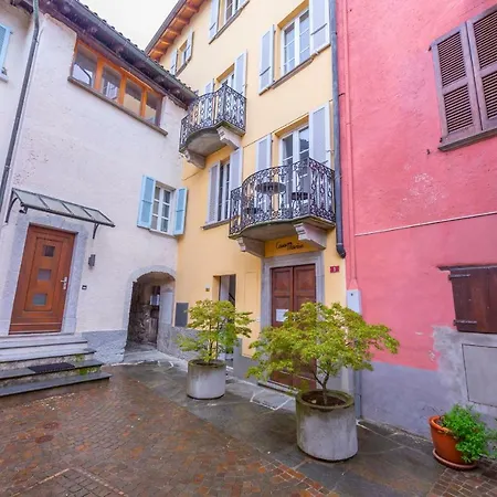 Sleeps 6